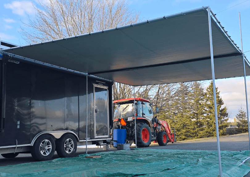 Outdoor vendor tarps Outdoor vendor tarps