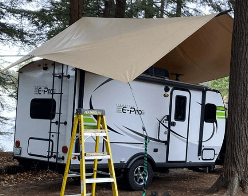 Tan camping tarp Tan camping tarp